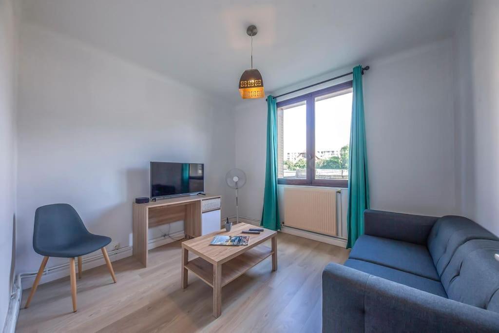 Appartement Au Bord De La Leysse A 尚贝里 外观 照片